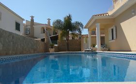 Villa Rosal
